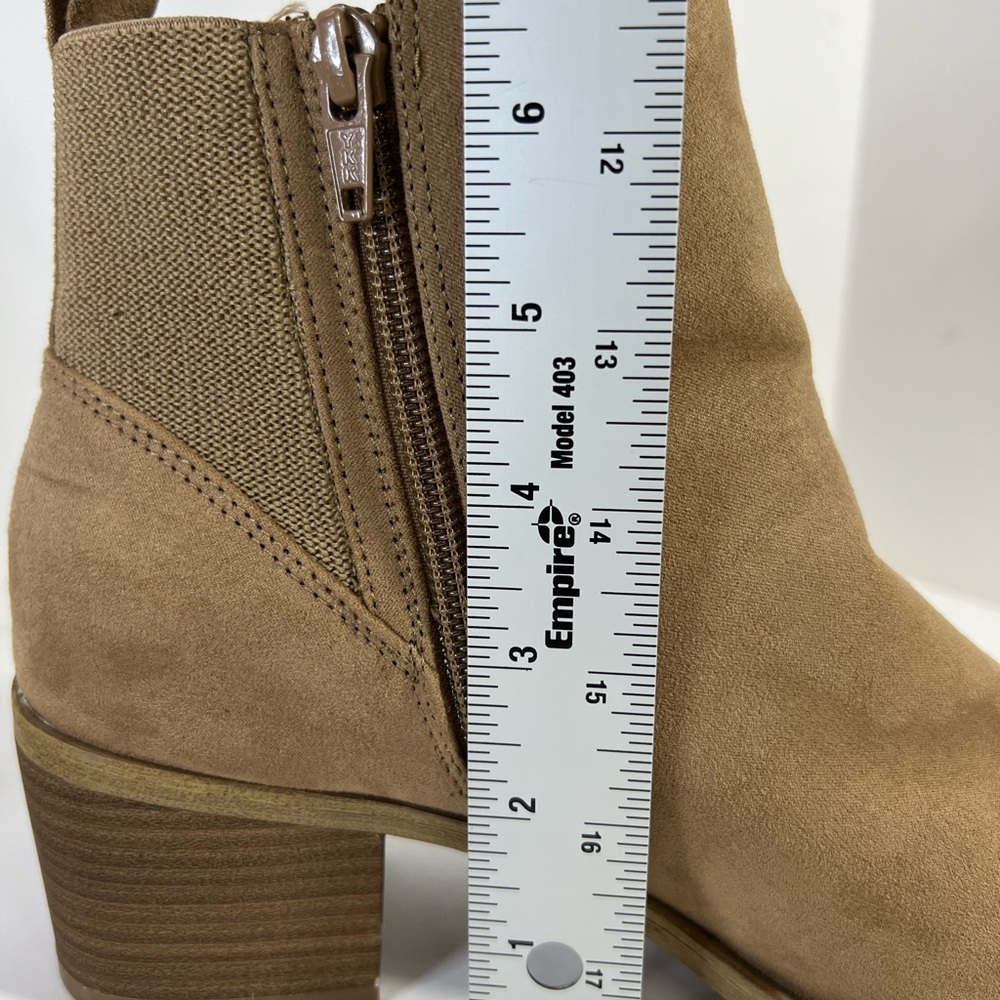 Universal Thread Women's Anya Ankle Boots Memory Foam Insole Tan Size 8 1/2 - Picture 13 of 13